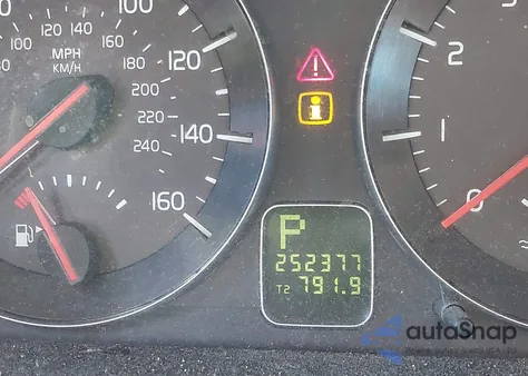 2009 Volvo C70 T5 from USA, damaged, VIN YV1MC67289J075484